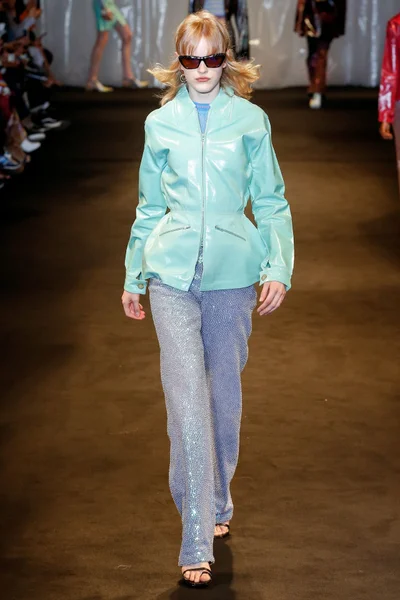 Look 33